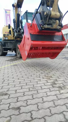 472463