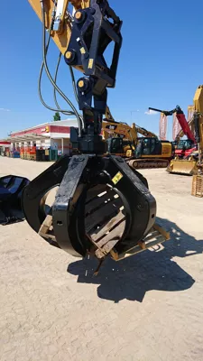 472473