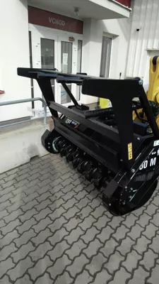 472505