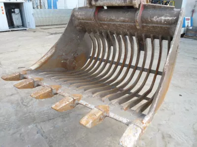 472584