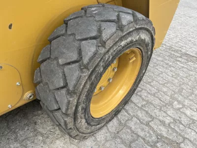 84914