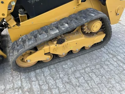 84915