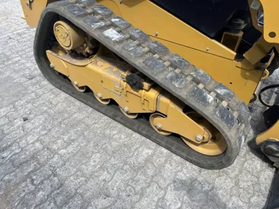 84915