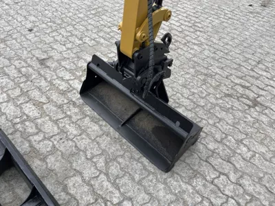 84911