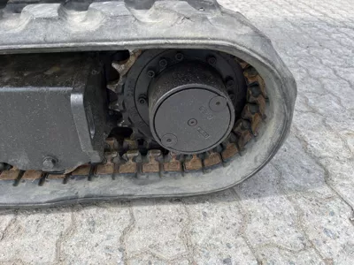 84913