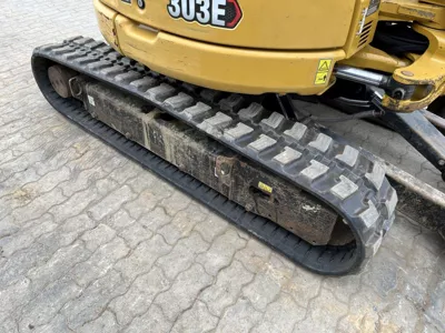 77044