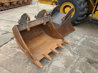 77070