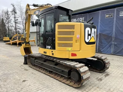 77048