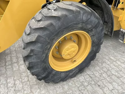 84904