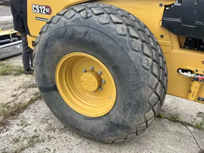 84923