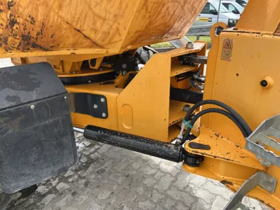 84963
