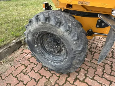 84928