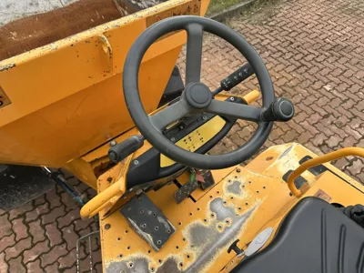 84928