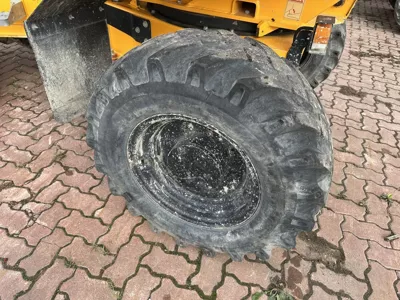 84929