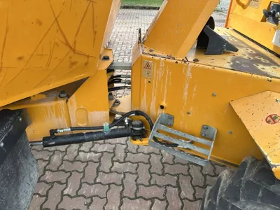 84927
