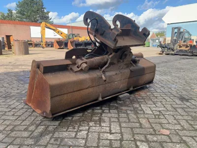 77085